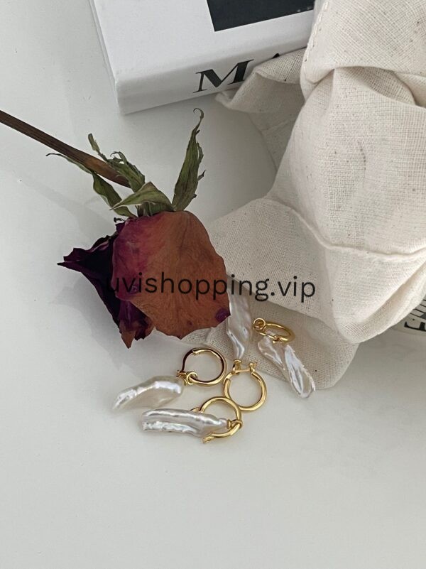 Pipa pearl earrings - Image 2